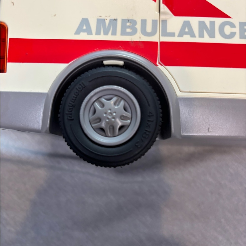Vintage y2k‎ 2004 Playmobil 4221 Ambulance Geobra Brandstatter - Picture 10 of 16